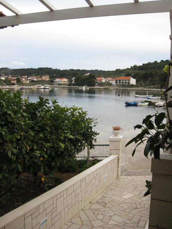 Apartments Ivona Lumbarda Rom bilde